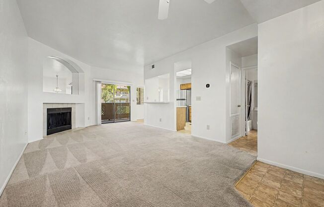 1 bed, 1 bath, $1,175, Unit Unit 1019