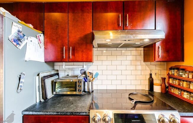 420 16th Street SE