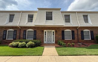 Royal Springs Apartments