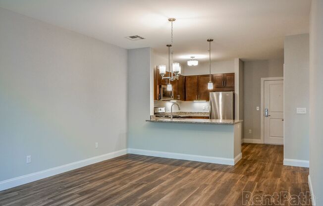 1 bed, 1 bath, 775 sqft, $2,045, Unit 6212