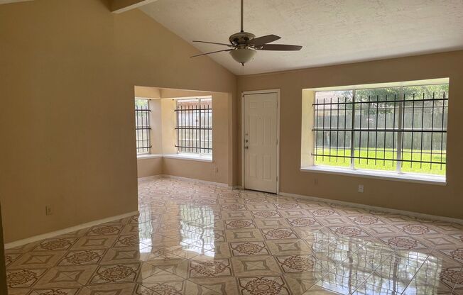 3 bedroom / 2bath home in Southwest Houston.
