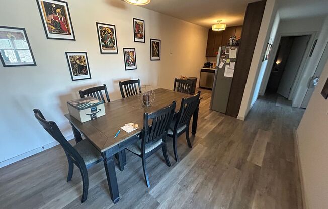 2 beds, 1 bath, $1,395, Unit 114