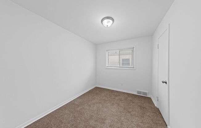 3 beds, 1 bath, $1,399