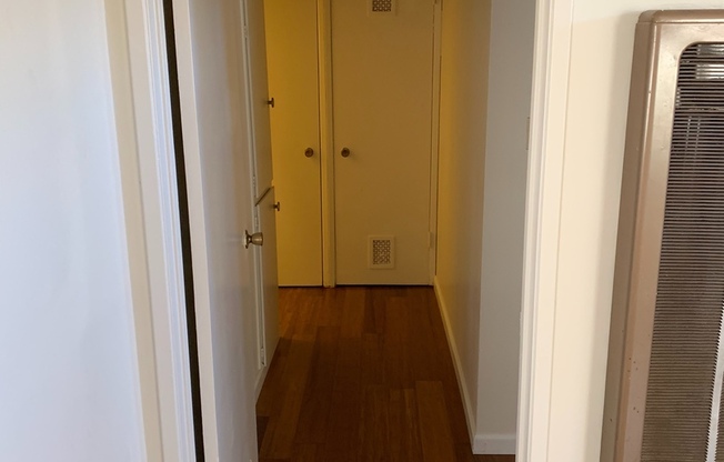 1 bed, 1 bath, $2,100, Unit 788