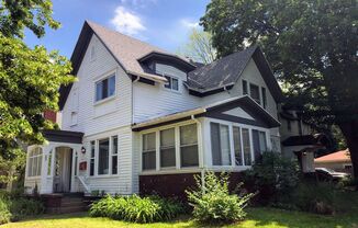616-618 Kellogg SE