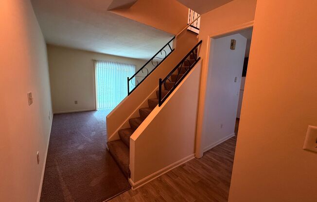 1064PH - 445-495 Miller Court Properties - M