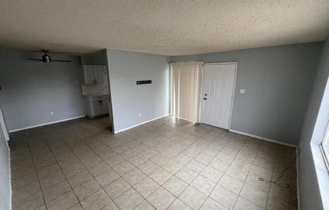 1312 N 22 ST