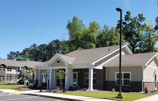 Attwood Pointe Apartments