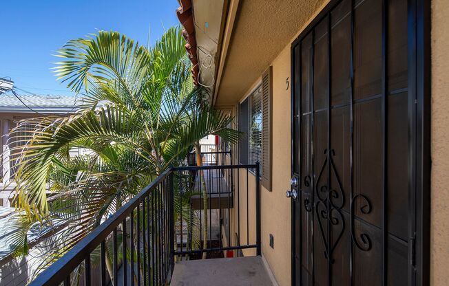 *OPEN HOUSE: 6/28 9:30-10:30AM* 2BR in Normal Heights with Parking