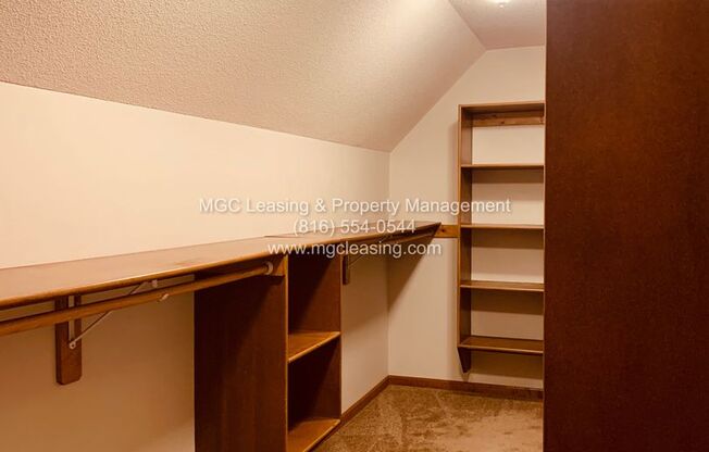 2 beds, 2.5 baths, $1,315, Unit 512 Allen Ct