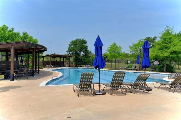 1265 SUMMERBROOKE CIR