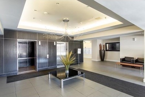 3 beds, 1.5 baths, 900 sqft, $4,650, Unit 608