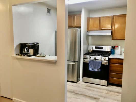 1 bed, 1 bath, 800 sqft, $2,650, Unit 5D