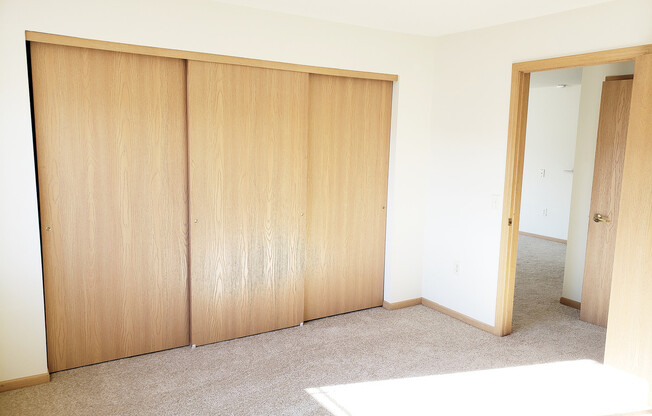 2 beds, 2 baths, 1,251 sqft, $1,905, Unit 302-112