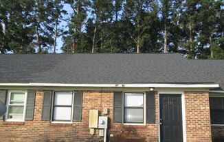 Cute 2 bedroom, 1 bathroom duplex. Close to all area bases, restaurants, and shopping. Great find, won't last long. Make an appointment to see it today! NO PETS!