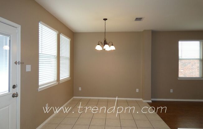 Gorgeous 3/2/2 home in N. Fort Worth w/Keller schools! 9020 Belvedere Drive, FTW 76244