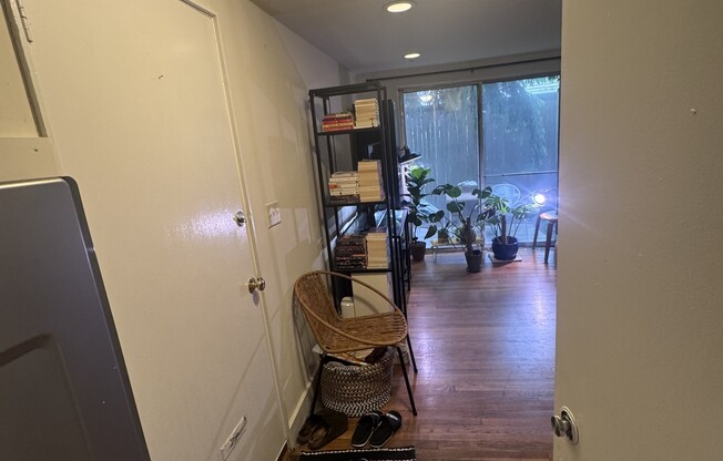 1 Franklin Pl.