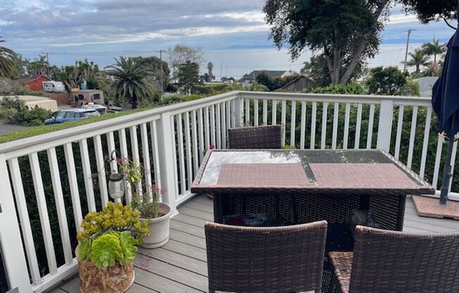 Amazing views in Summerland-Short term rental-Fully Furnished-All Utilities included