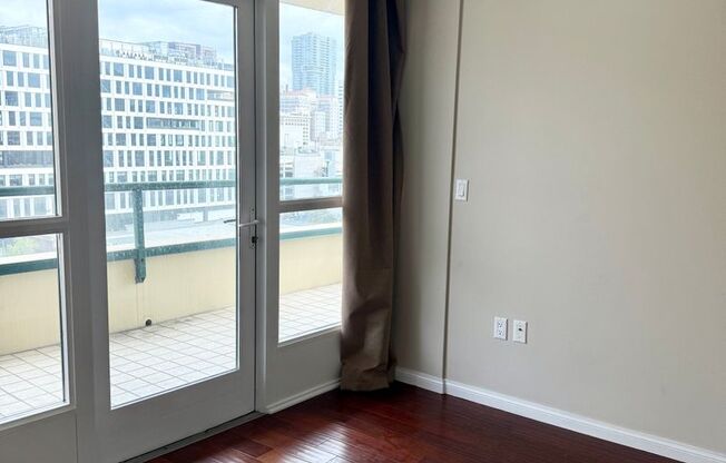 Pet Friendly Two Bedroom in High-Rise