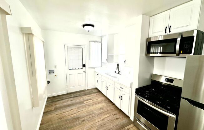 4080-4084 Leimert Blvd (On sale)