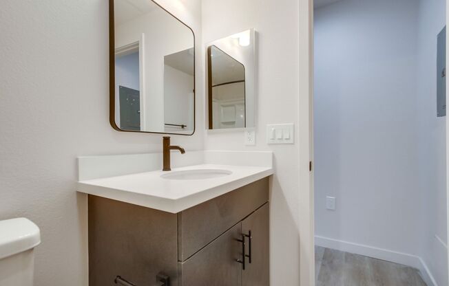 1 bed, 1 bath, 445 sqft, $2,425, Unit 4840-15