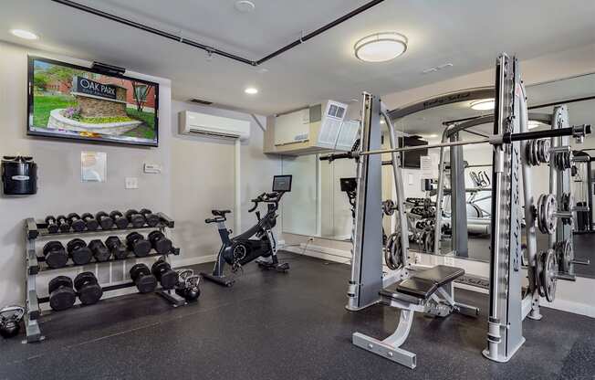 Oak Park City Apartments Fitness Center