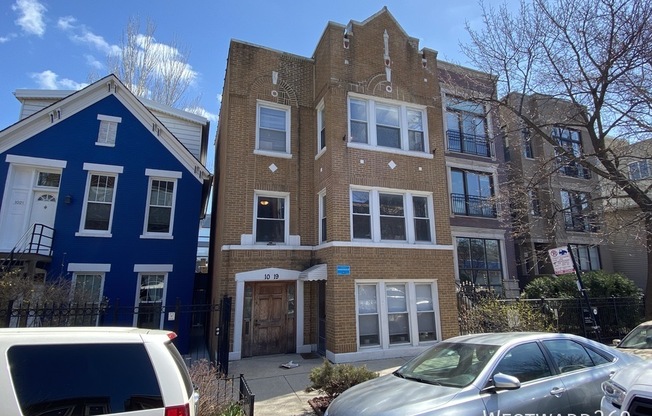 1019 N PAULINA