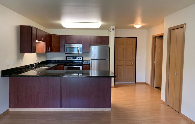 1 bed, 1 bath, 673 sqft, $1,010, Unit 615-107