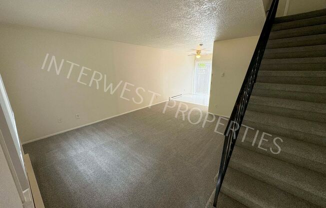 2 beds, 1 bath, 960 sqft, $1,395, Unit 104