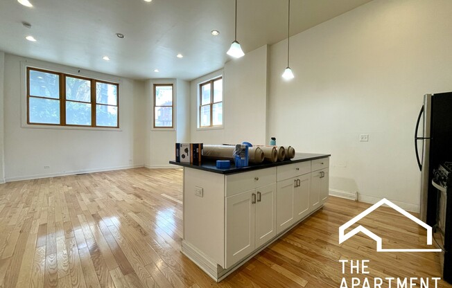 2842 W AUGUSTA