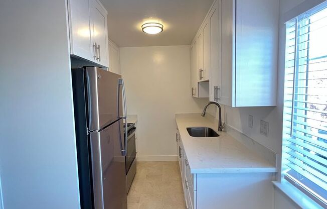 1 bed, 1 bath, $2,375, Unit 4