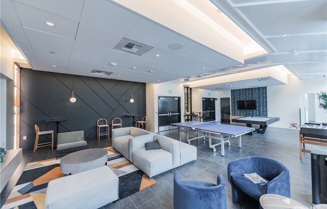 2 beds, 2 baths, 1,039 sqft, $3,700, Unit 1803