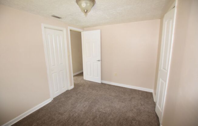 3 beds, 1 bath, $1,500