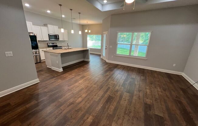 Beautiful 4 Bedroom, 2 Bath Milton Home available !!