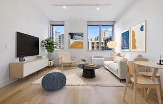 553 W 53 ST