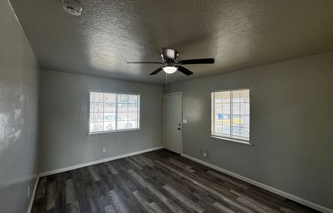 3 beds, 1 bath, $1,595