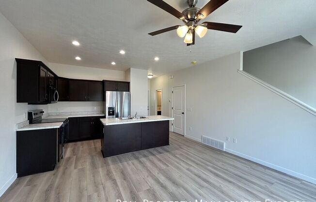 9658 W TUNIS DR