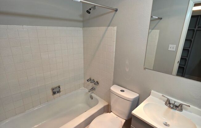 1 bed, 1 bath, 545 sqft, $749, Unit Unit 306