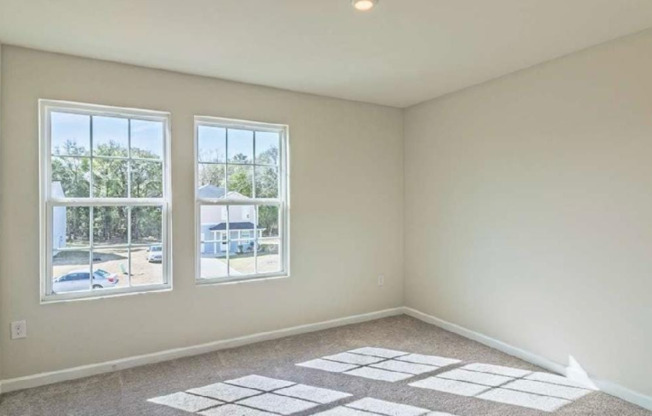209 TOPAZ LN