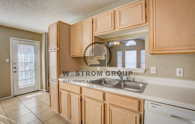 3 beds, 2 baths, 1,448 sqft, $1,895