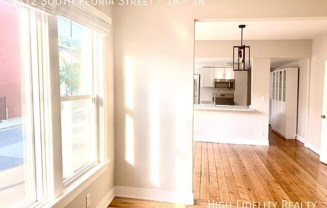 1822 S Peoria St, Chicago IL 1F