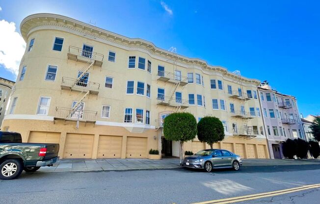 101 Cervantes Boulevard (918r)