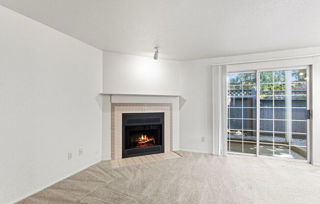 1 bed, 1 bath, 600 sqft, $1,800, Unit B205