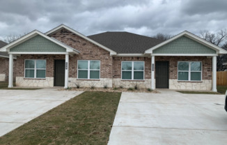 3233 BELMONT DR