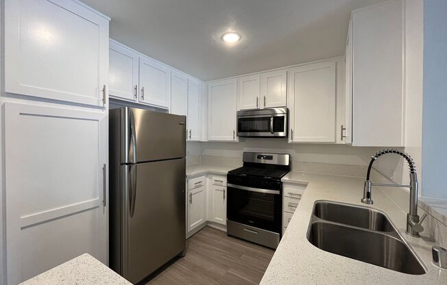 2 beds, 2 baths, 1,250 sqft, $2,648, Unit 113