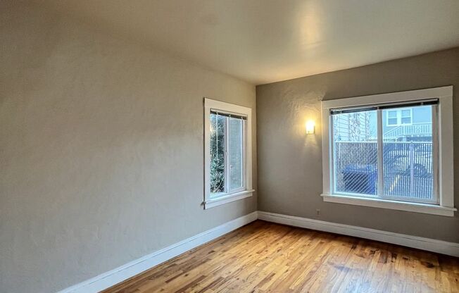 1 bed, 1 bath, $1,595, Unit 35