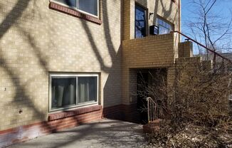 1803 Fremont Ave