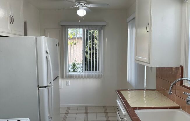 1 bed, 1 bath, $1,850, Unit 3041