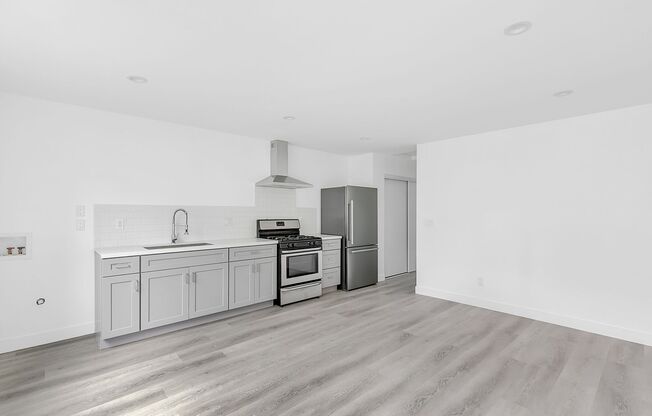 1 bed, 1 bath, $1,995