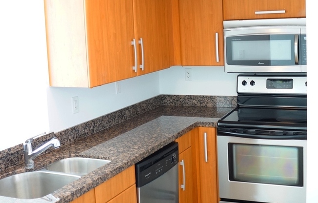 2 beds, 2 baths, 1,437 sqft, $3,900, Unit Unit 610